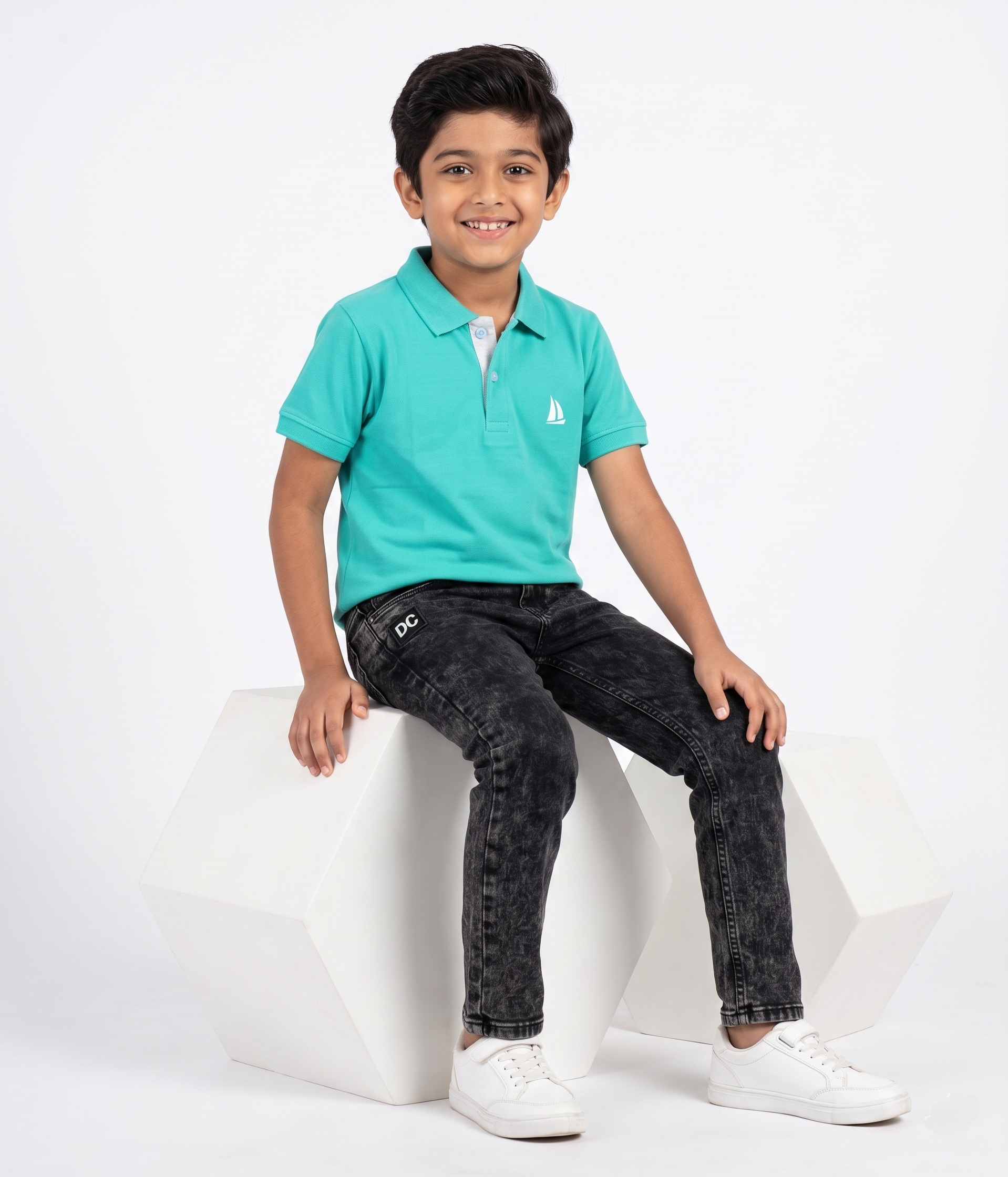 Dechado Boys Solid Pure Cotton Polo T Shirt Green