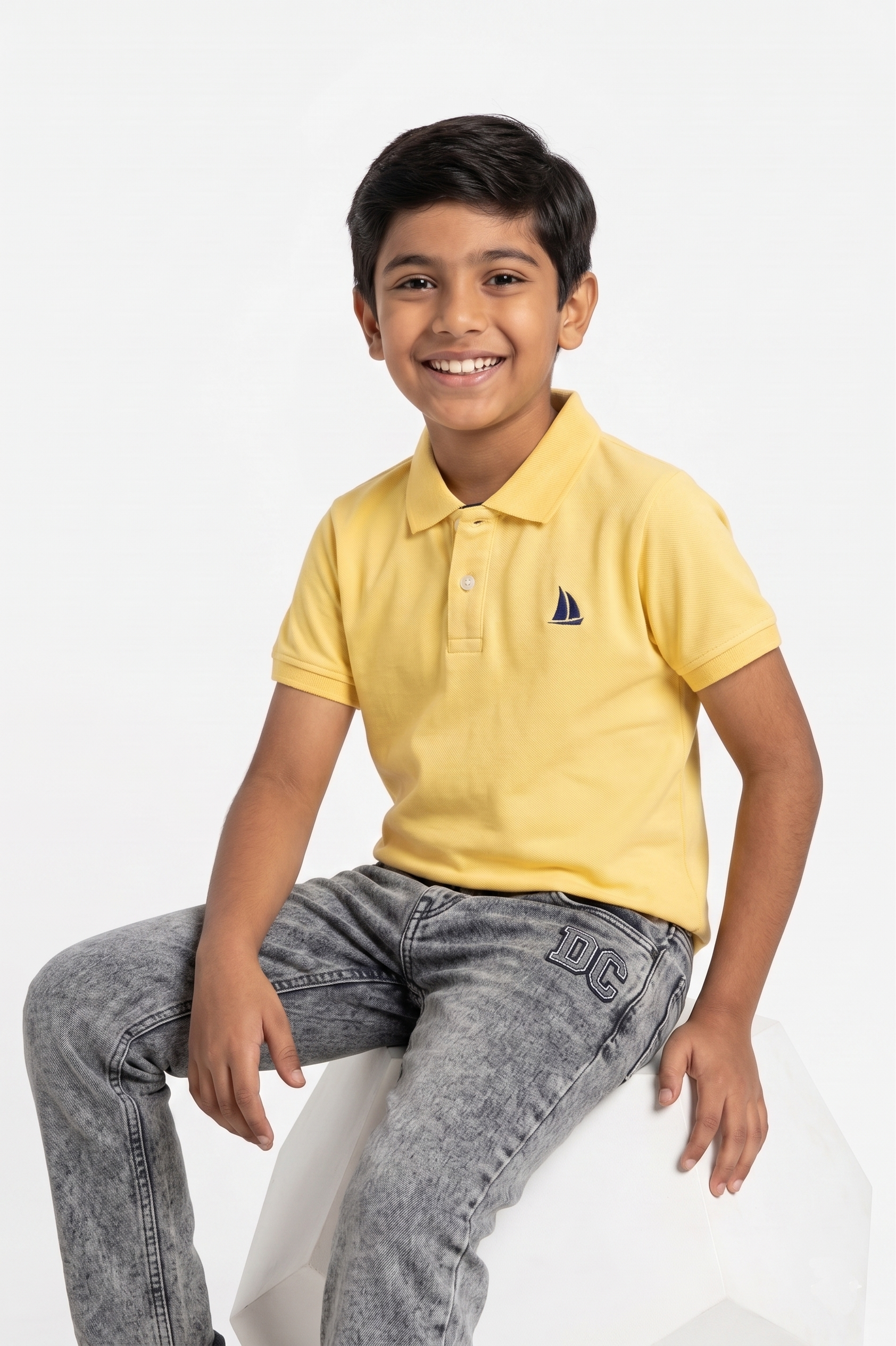 Dechado Boys Solid Pure Cotton T Shirt